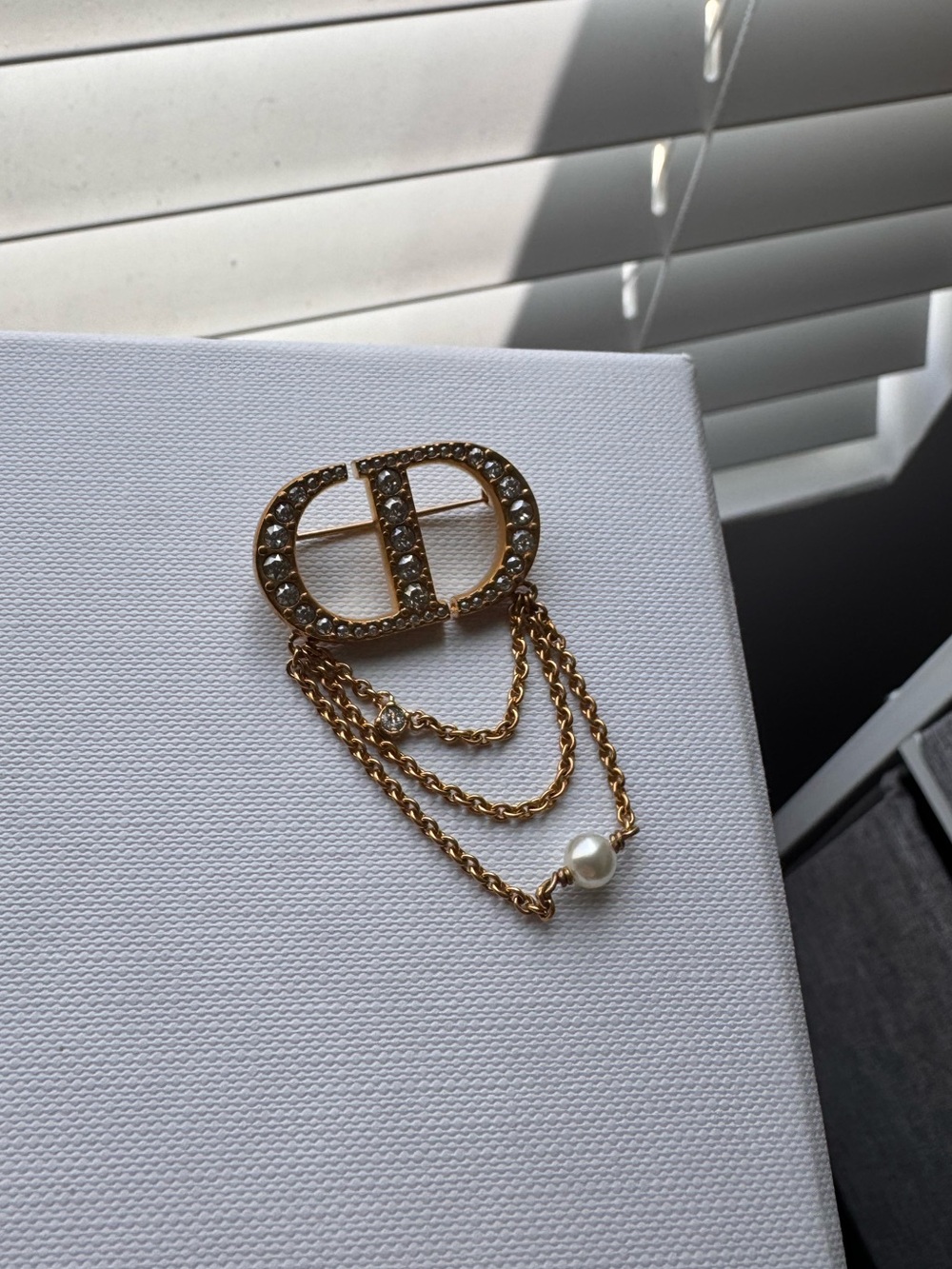 Dior Gold-Tone Crystal 'CD' Brooch with Pearl Drop
Never Used🚫
